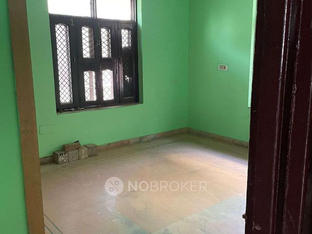 2 BHK Flat In Standalone Building for Rent In Sector 48