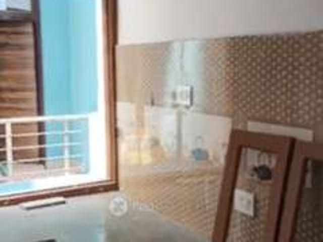 2 BHK Flat In Standalone Building for Rent In Sector 4