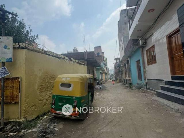 2 BHK Flat In Standalone Building for Rent In Sector 5