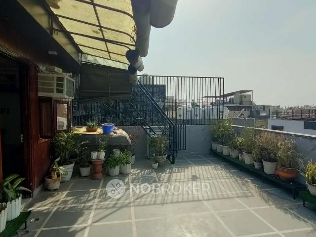 2 BHK Flat In Standalone Building for Rent In Sector 7, Rohini, New Delhi, 110085, India