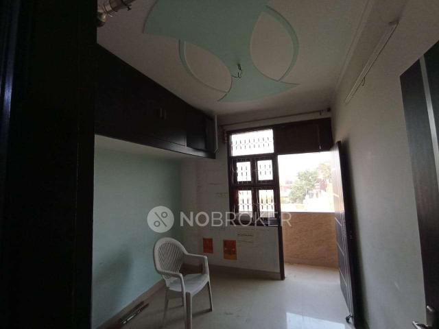 2 BHK Flat In Standalone Building for Rent In Shahdara