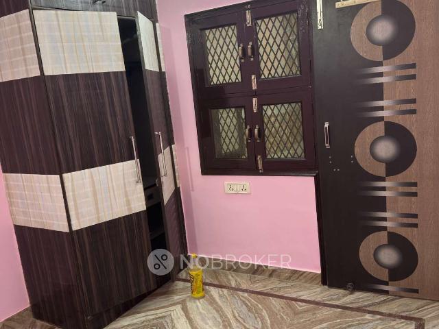 2 BHK Flat In Standalone Building for Rent In Shalimar Bag