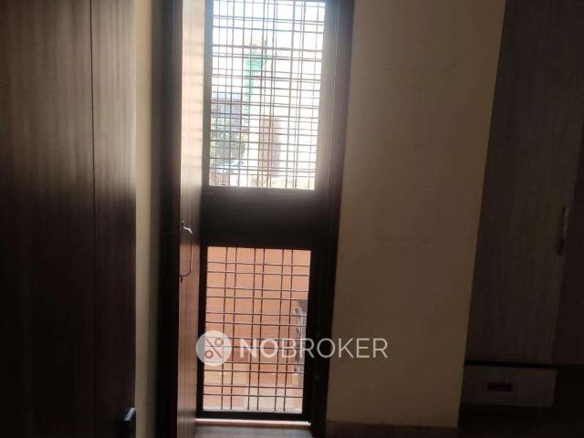 2 BHK Flat In Standalone Building for Rent In Shivpuri
