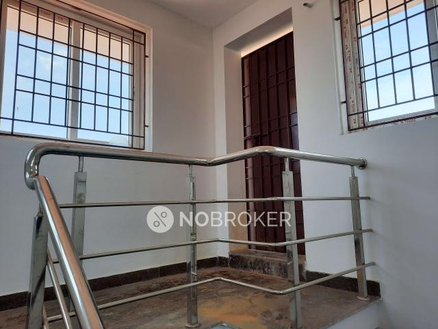 2 BHK Flat In Standalone Building for Rent In Porur