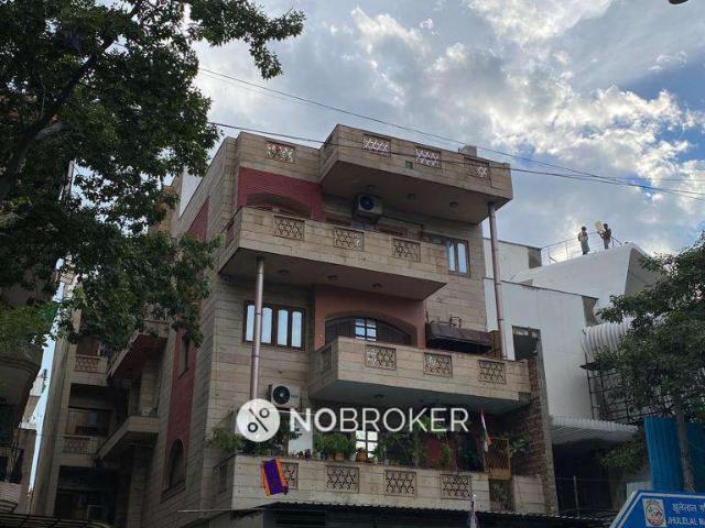 2 BHK Flat In Standalone Building for Rent In Patel Nagar