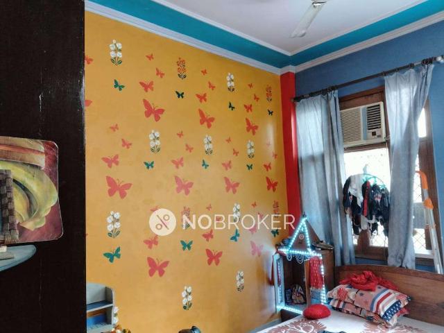 2 BHK Flat In Standalone Building for Rent In Pandav Nagar