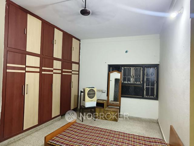 2 BHK Flat In Standalone Building for Rent In Tarnaka