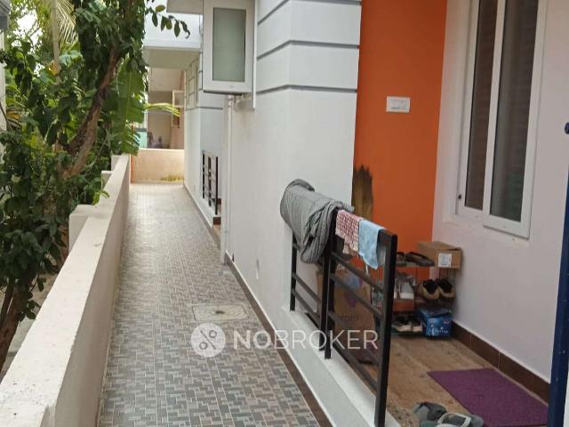 2 BHK Flat In Standalone Building for Rent In Urapakkam