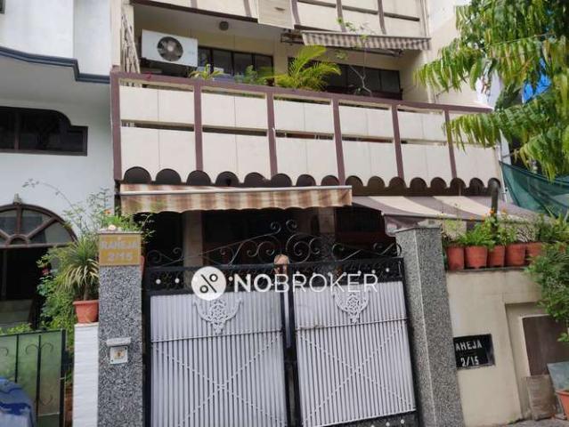 2 BHK Flat In Standalone Building For Sale In Begum Pur