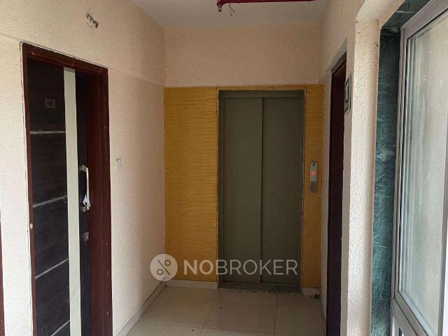 2 BHK Flat In Standalone Building For Sale In Ghatkopar East