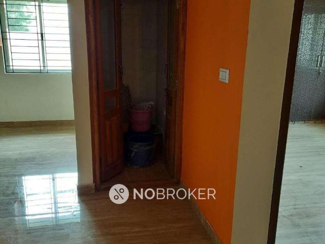 2 BHK Flat In Standalone Building For Sale In Jalahalli East