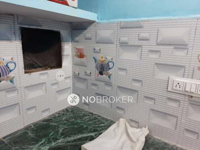 2 BHK Flat In Standalone Building For Sale In Laxmi Nagar