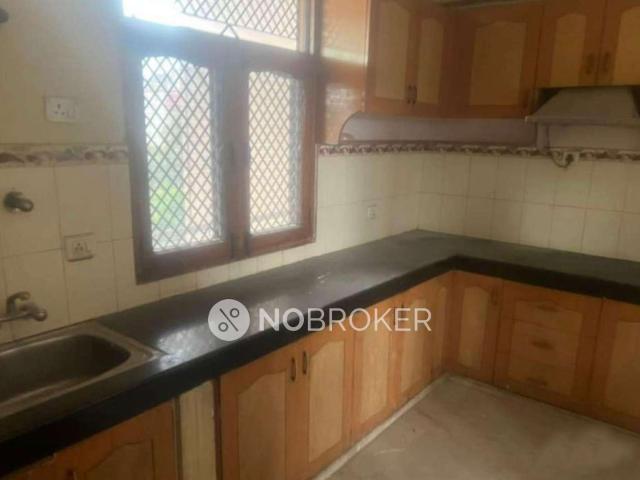 2 BHK Flat In Standalone Building For Sale In Sector 9