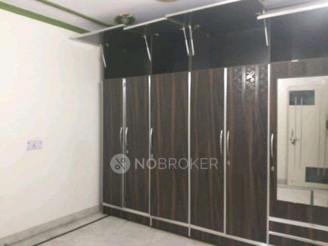 2 BHK Flat In Standalone Building For Sale In Preet Vihar