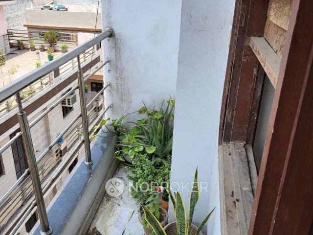2 BHK Flat In Standalone Building For Sale In Uttam Nagar