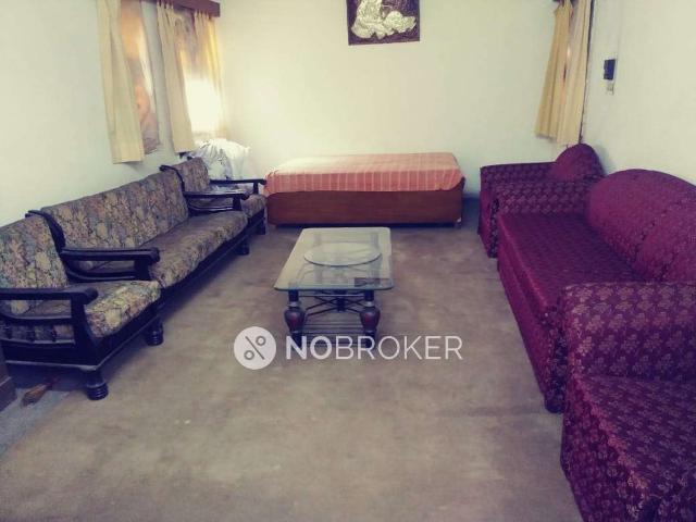 2 BHK Flat In Standalone Building For Sale In Vasant Kunj