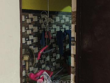 2 BHK Flat In Standalone for Lease In Dlf Ankur Vihar, Ghaziabad