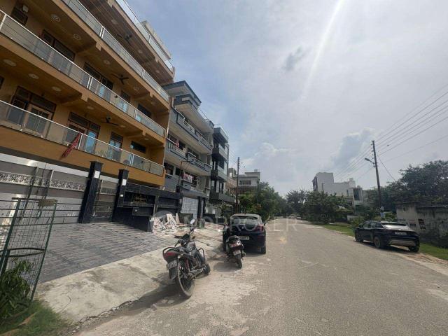 2 BHK Flat In Standalone for Rent In Sector 63 A