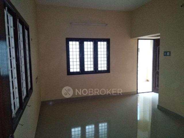 2 BHK Flat In Standalone for Rent In Pallikaranai