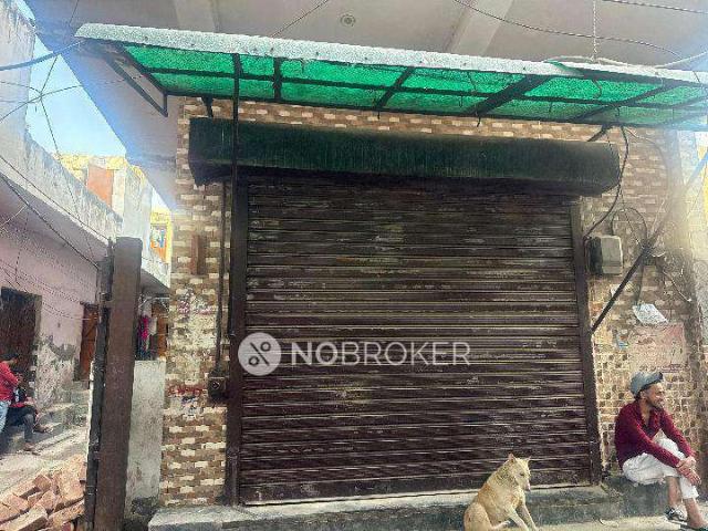2 BHK Flat In Standalone For Sale In Nangloi