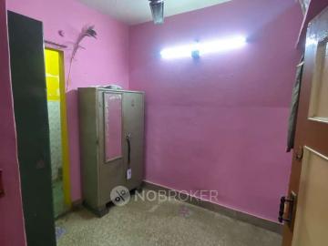 2 BHK Flat In Standalonebuilding for Lease In Old Washerman