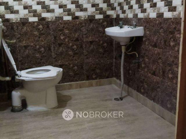 2 BHK Flat In Standalonebuilding for Rent In Vasundhara