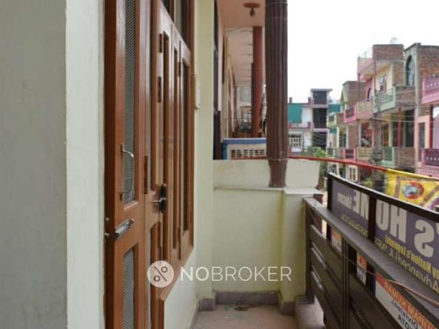 2 BHK Flat In Standolone for Rent In Sector 10