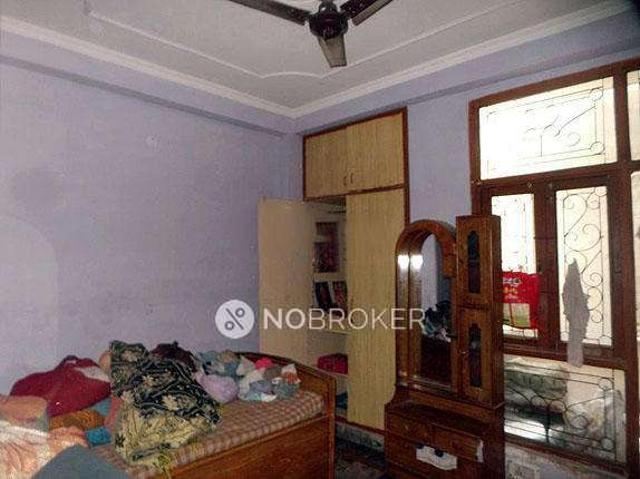 2 BHK Flat In Standlone Building for Rent In Loni