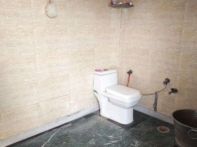 2 BHK Flat In Standlone Building for Rent In Sudershan Park