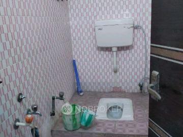2 BHK Flat In Subiksha Apartment, Porur for Rent In 15 73