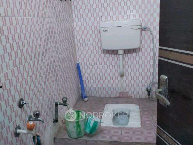 2 BHK Flat In Subiksha Apartment, Porur for Rent In 15 73