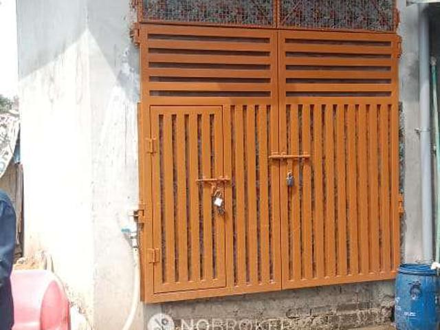 2 BHK Flat In Sudershan Park for Rent In Sudershan Park