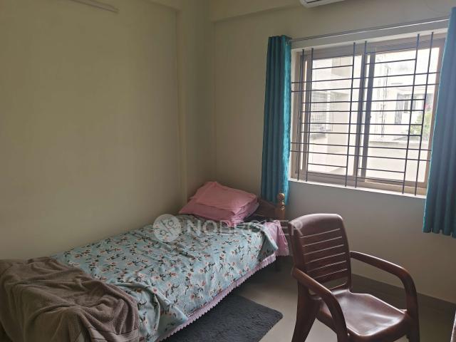 2 BHK Flat In Sumukha Opal, Jp Nagar, Bangalore for Lease In Jp Nagar, Bangalore