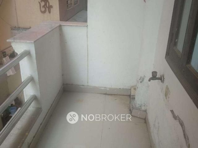 2 BHK Flat In Sunlight Bright Apartment for Rent In Sector 71