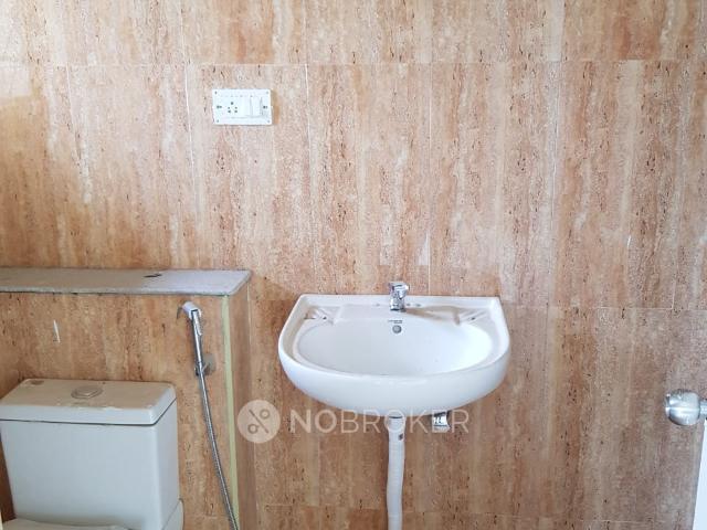 2 BHK Flat In Sunray Constructions for Rent In Karapakkam