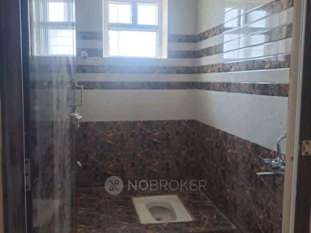 2 BHK Flat In Sunshine Apartments for Lease In 1st Street