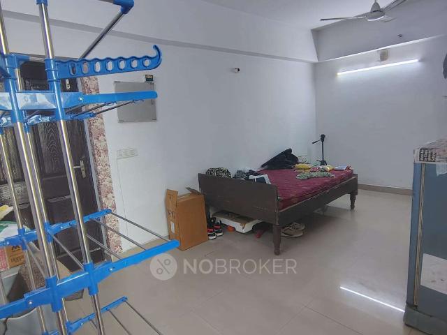 2 BHK Flat In Supertech Cape Town, Sector 74 for Rent In Se
