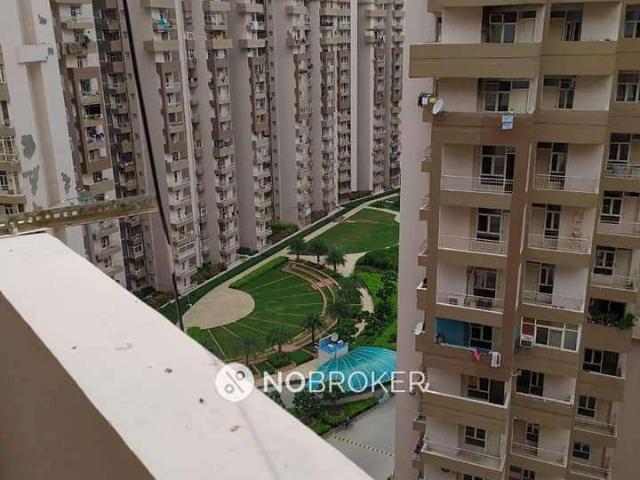 2 BHK Flat In Supertech Capetown For Sale In Sector 74