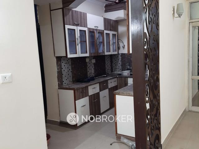 2 BHK Flat In Supertech Czar Suites for Rent In Omicron I
