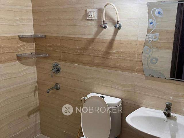 2 BHK Flat In Supertech Ecociti, Sector 137 for Rent In Sec