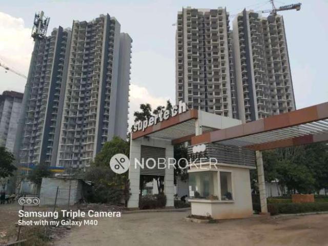 2 BHK Flat In Supertech Hues for Rent In Sector 68