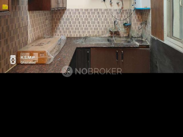 2 BHK Flat In Supertech Livingston for Rent In Crossings Re