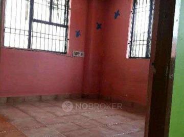 2 BHK Flat In Suriya Apartment For Sale In Arumbakkam