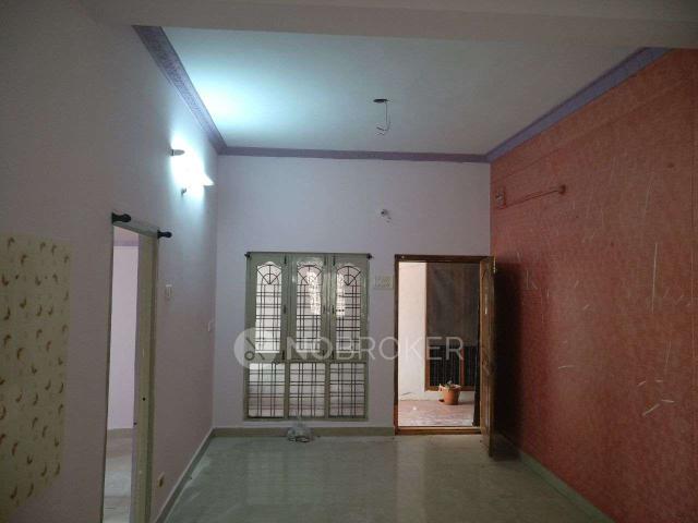 2 BHK Flat In Svs Plaza, Moula Ali For Sale In M