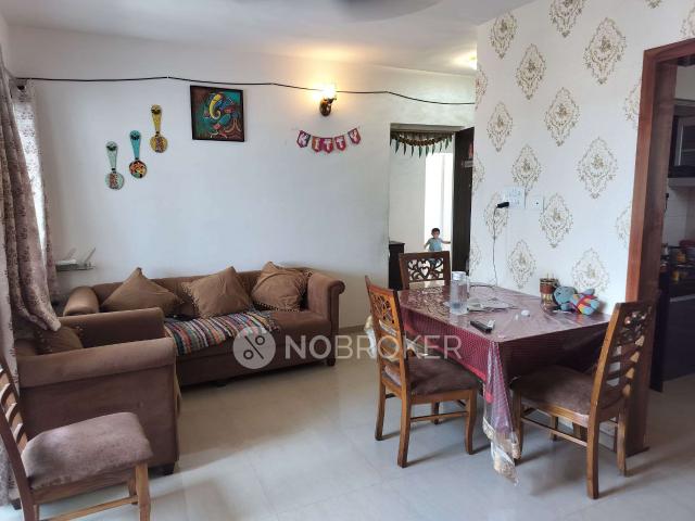 2 BHK Flat In Swapnalok Phase 2, For Sale In Hadapsar