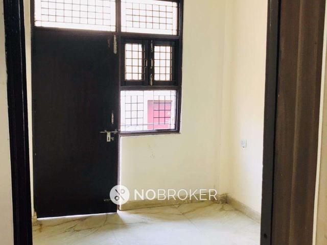 2 BHK Flat In Swaraj Rwa Pocket For Sale In Hari Nagar