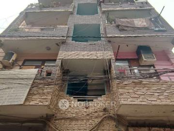 Ramprastha Society - Parking, Concierge