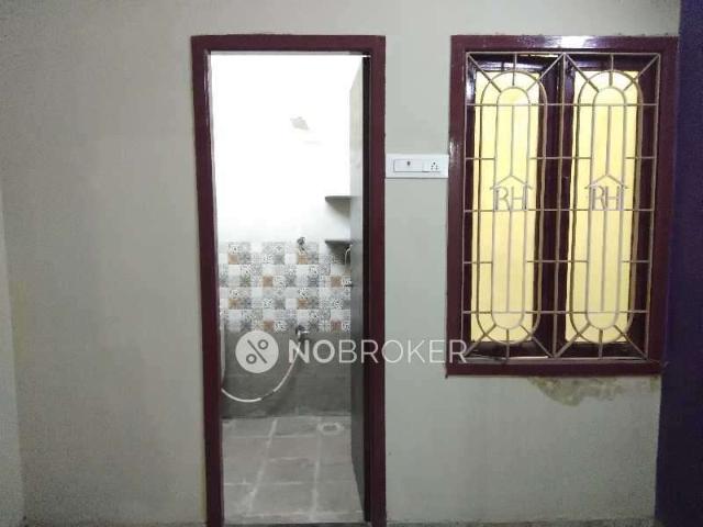 2 BHK Flat In Swathi Apartment For Sale In George Town