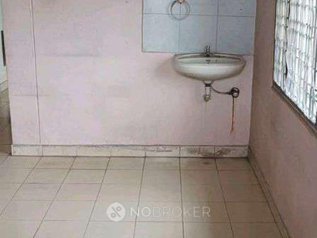 2 BHK Flat In S. V.gayathri Nilayam For Sale In Kothapet