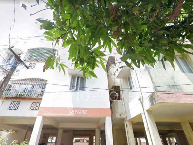 2 BHK Flat In Safaire Building For Sale In Pallikaranai